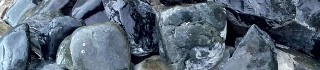 Фото валунов нефрита для бани.